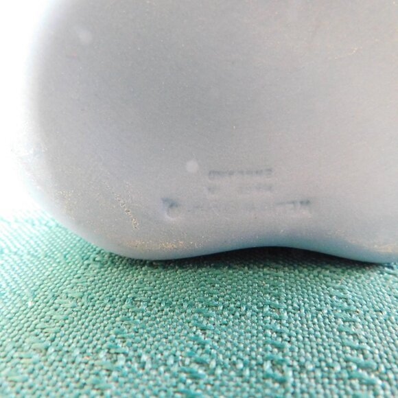 Wedgwood cream on lavender bean box Cupid as Oracle near mint condition - Picture 8 of 8